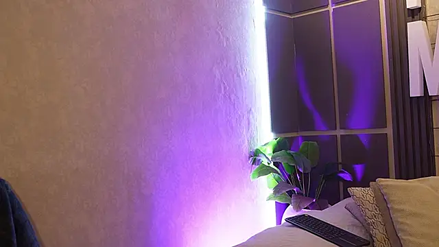 Susan wall online show from 04.22.26