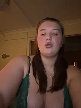 CutieCurvyGirlxo online show from 02.07.26