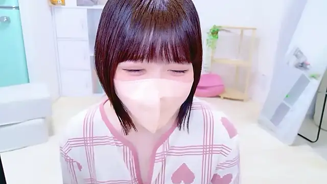 Snapshot of _suika_ chatting on 05.27.26 suika online show from 05.27.26
