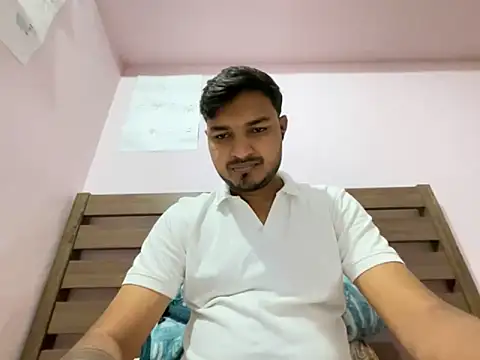 Snapshot of midnight_24 chatting on 11.27.25 midnight 24 online show from 11.27.25