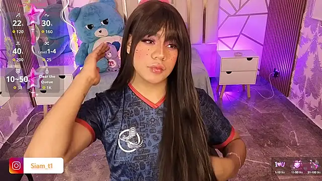 Snapshot of Siiam_tay chatting on 10.17.25 Siiam tay online show from 10.17.25