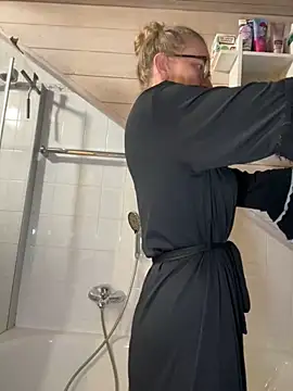 LucyLingerie78 online show from 12.04.25