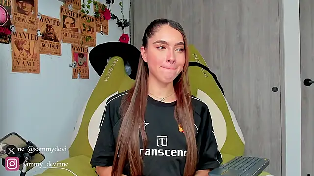 Snapshot of sammy_devinne chatting on 10.20.25 sammy devinne online show from 10.20.25