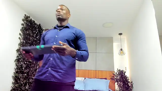 MarcusBlack  online show from 04.13.26