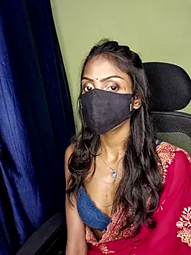 Snapshot of Riya_R24 chatting on 05.25.26 Riya R24 online show from 05.25.26
