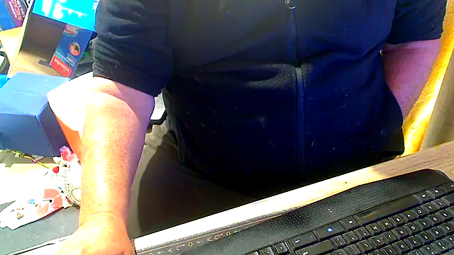 latexsub75 online show from 07.26.26