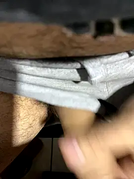 Snapshot of uto857 chatting on 10.02.25 uto857 online show from 10.02.25