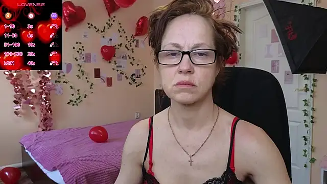 Snapshot of Ronda_Roni chatting on 02.19.26 Ronda Roni online show from 02.19.26