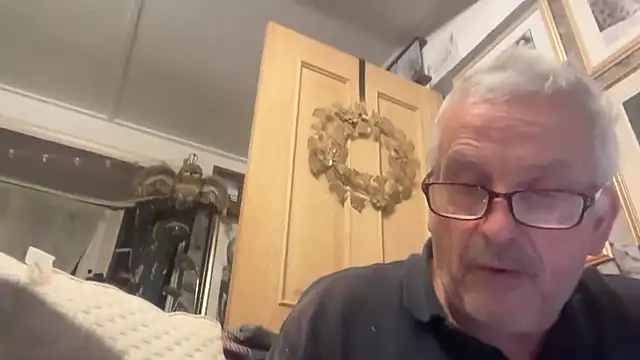 poggles online show from 10.30.25