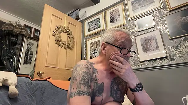 poggles online show from 04.02.26