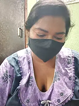 Liyaa 24 online show from 02.20.26