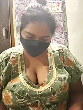 Liyaa 24 online show from 03.30.26