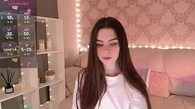 Snapshot of HolyMiax chatting on 04.29.26 HolyMiax online show from 04.29.26