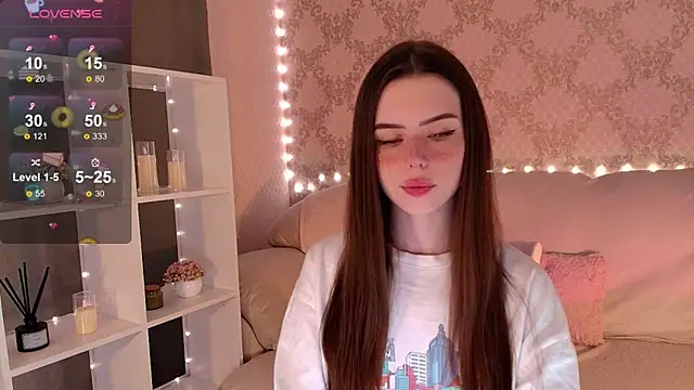 Snapshot of HolyMiax chatting on 06.15.26 HolyMiax online show from 06.15.26
