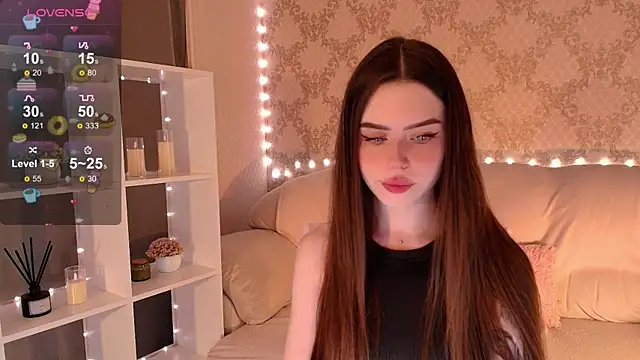 Snapshot of HolyMiax chatting on 07.19.26 HolyMiax online show from 07.19.26