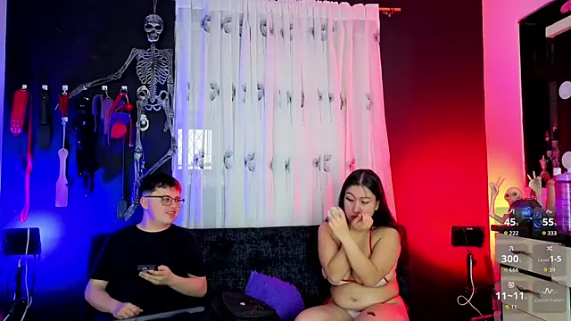 Snapshot of Cleo_Ace chatting on 04.05.26 Cleo Ace online show from 04.05.26