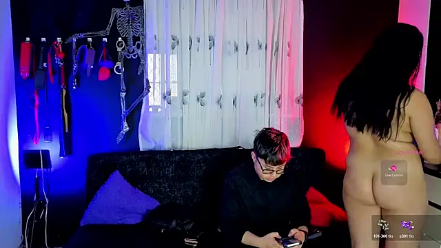 Snapshot of Cleo_Ace chatting on 04.15.26 Cleo Ace online show from 04.15.26