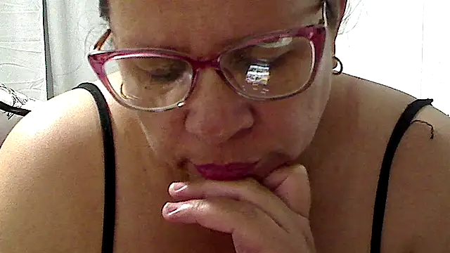 luciana69hot online show from 04.15.26