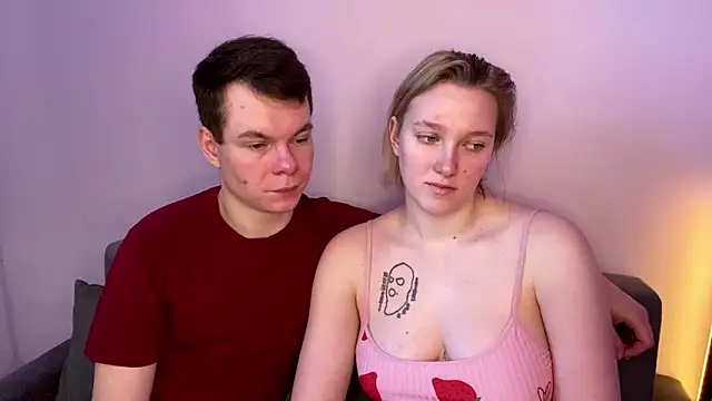 julielourens online show from 02.18.26