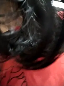 Snapshot of Nodi- chatting on 09.18.25 Nodi- online show from 09.18.25