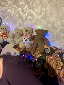 hotsteacher online show from 12.16.25