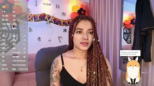 Snapshot of Dancer-Myluu chatting on 10.30.25 Dancer-Myluu online show from 10.30.25