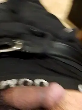 Snapshot of DannyRosarioxxx chatting on 10.14.25 DannyRosarioxxx online show from 10.14.25