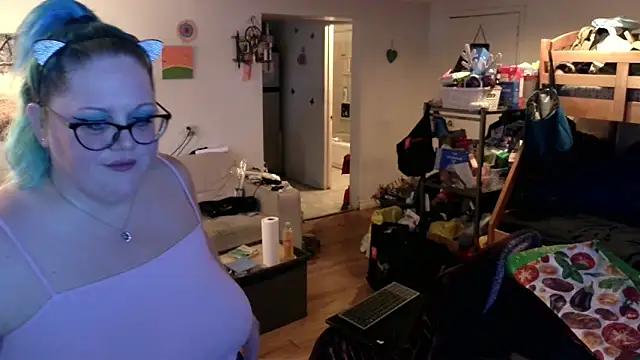 Kinky Witch online show from 11.24.25