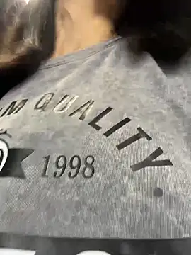 Ninazhang online show from 12.19.25