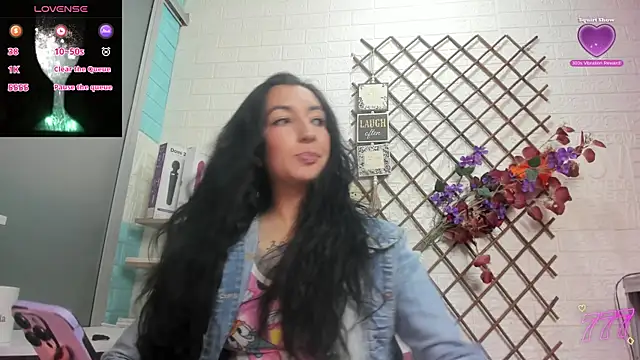 Snapshot of SALOME_KORLAND chatting on 07.29.26 SALOME KORLAND online show from 07.29.26