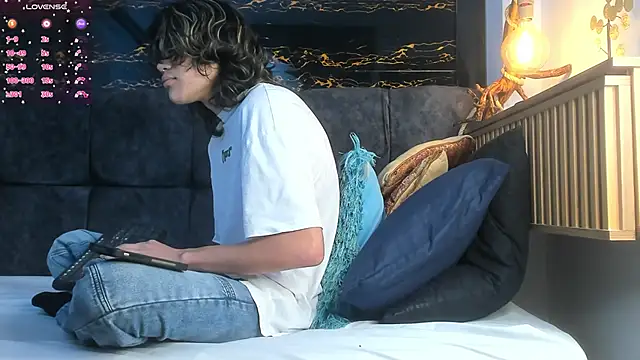 Diamond twink online show from 11.23.25