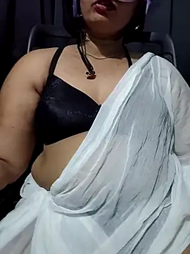 Snapshot of sesiteluguammayi chatting on 05.20.26 sesiteluguammayi online show from 05.20.26