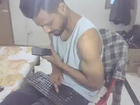 Snapshot of sofiacpl_ chatting on 10.19.25 sofiacpl  online show from 10.19.25