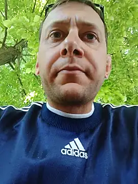 Snapshot of Alessio1987 chatting on 05.21.26 Alessio1987 online show from 05.21.26