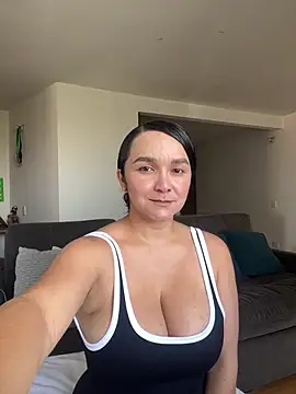 Nova Gabriela online show from 02.10.26