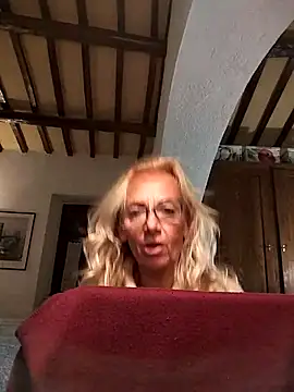 clarabell4 online show from 10.28.25