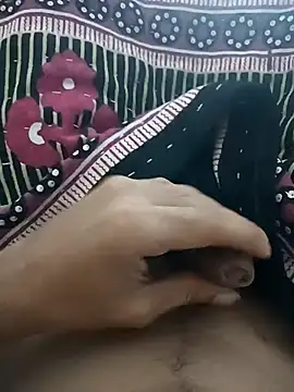 Snapshot of Aloneboy77 chatting on 11.11.25 Aloneboy77 online show from 11.11.25