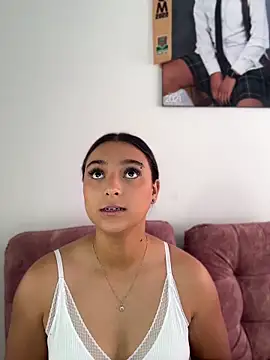 Snapshot of nicolexxaleja chatting on 04.30.26 nicolexxaleja online show from 04.30.26