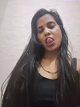 cute radhikaa online show from 06.15.26