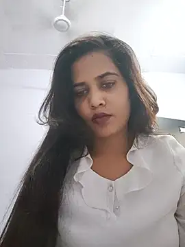 cute radhikaa online show from 06.26.26