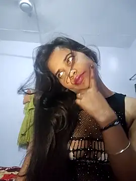 cute radhikaa online show from 07.09.26
