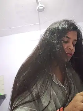 cute radhikaa online show from 07.17.26