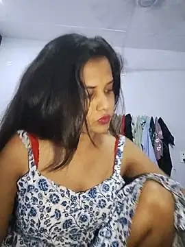 cute radhikaa online show from 07.22.26