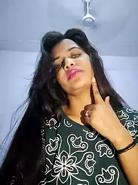 cute radhikaa online show from 07.23.26