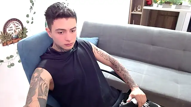 santii ss online show from 04.02.26