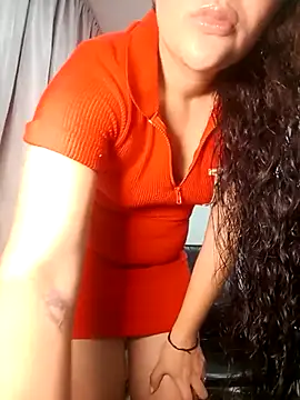 Snapshot of doublefun24 chatting on 11.18.25 doublefun24 online show from 11.18.25