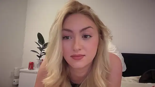 Kitty Swetty online show from 03.10.26