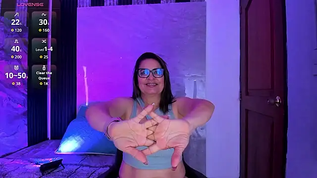 Snapshot of Agatha_Pleasure chatting on 03.06.26 Agatha Pleasure online show from 03.06.26