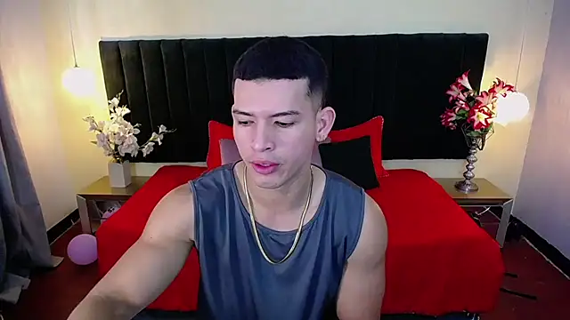 Snapshot of ethan_rodgers chatting on 09.15.25 ethan rodgers online show from 09.15.25
