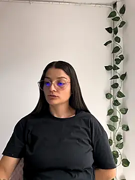 Coralinne   online show from 05.08.26